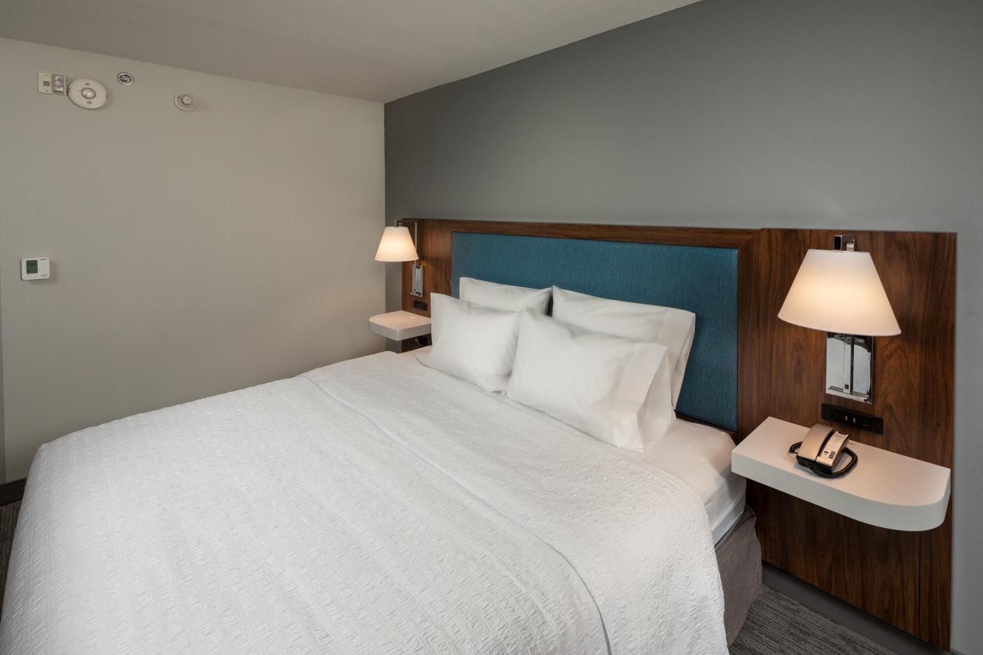 Hampton Inn Asheville-Tunnel Road Екстериор снимка
