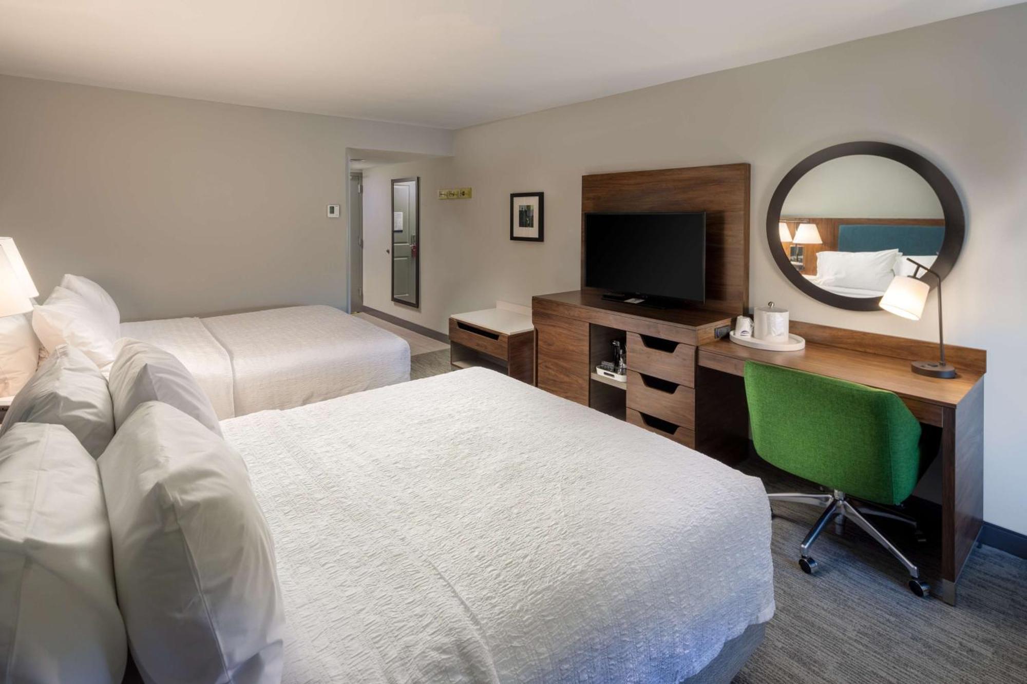 Hampton Inn Asheville-Tunnel Road Екстериор снимка